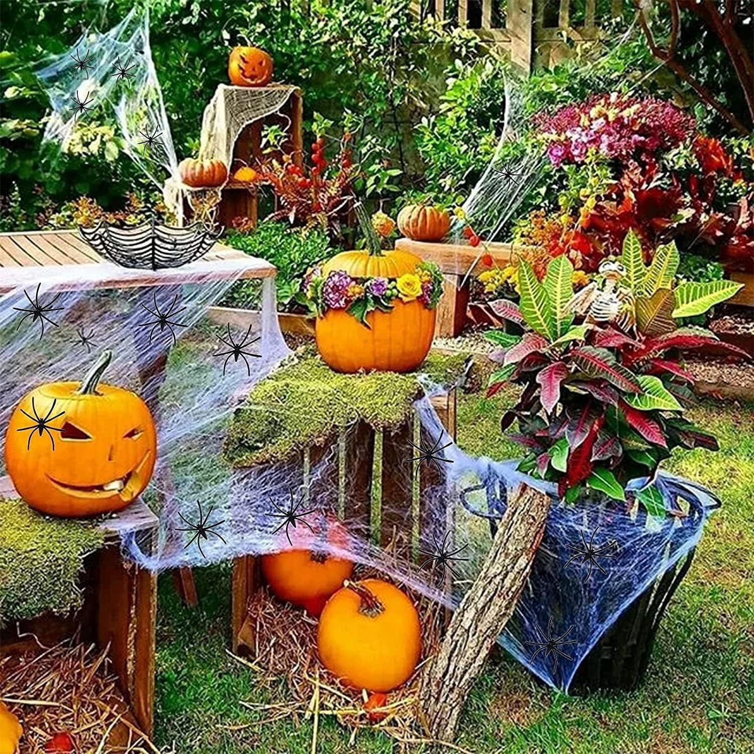 Halloween Deko Spinnennetzt 60g / ca. 25qm mit 30 Stück 4cm Horrorspinnen